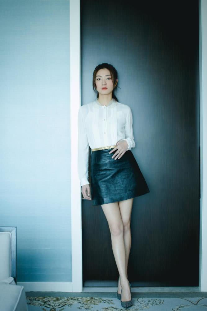 �����ɫ��������ȹ�������ţ����ɴ�����������